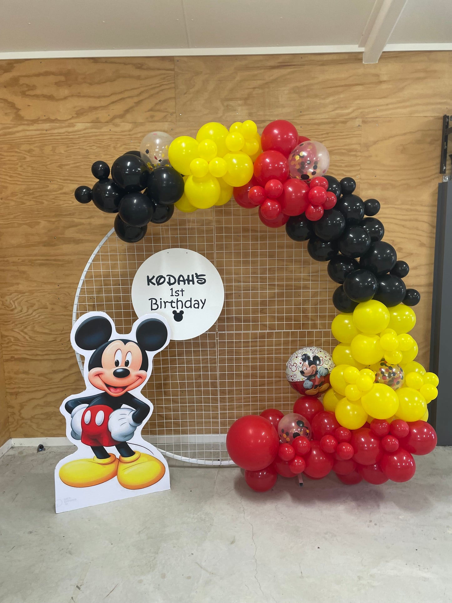 Balloon Hoop Backdrop Package - For Hire [No Inflation - DIY]