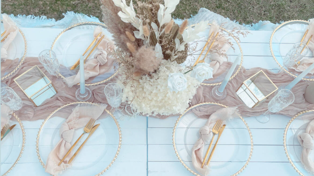 60cm Dried Floral Table Arrangement - For Hire